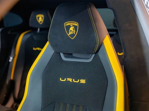 Used 2024 Lamborghini Urus Performante image 9
