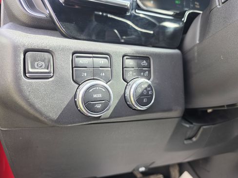 Used 2023 GMC Sierra 1500 Elevation w/ Elevation Premium Package AWD/4WD image 19
