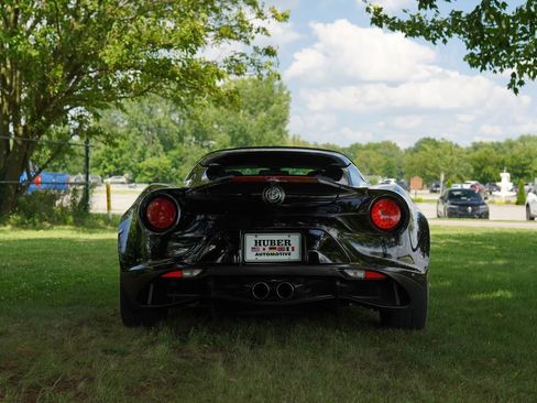 Used 2019 Alfa Romeo 4C Spider RWD image 8