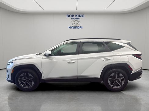 New 2026 Hyundai Tucson SEL FWD image 2