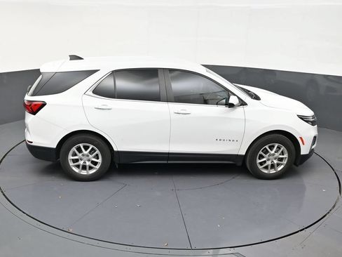 Used 2023 Chevrolet Equinox LT FWD image 17