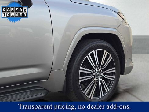 Used 2025 Lexus LX 700h Luxury w/ Appearance Package image 11