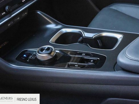 Used 2025 Lexus RZ 300e image 20