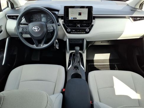 Used 2023 Toyota Corolla Cross L FWD image 23