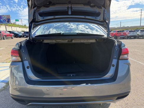 Used 2025 Nissan Versa SV image 29