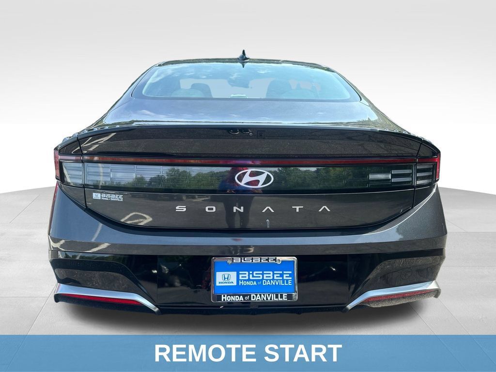 Used 2025 Hyundai Sonata SEL FWD image 6