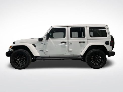 Used 2023 Jeep Wrangler Unlimited Sahara w/ Cold Weather Group AWD/4WD image 28