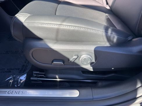 New 2026 Genesis GV60 AWD image 17