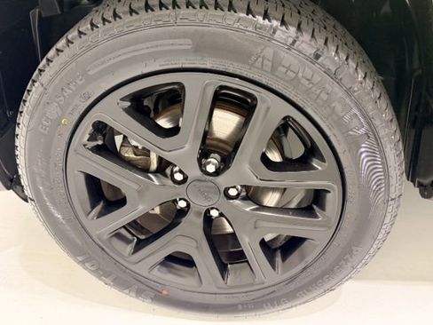 Used 2017 Jeep Renegade Altitude image 15