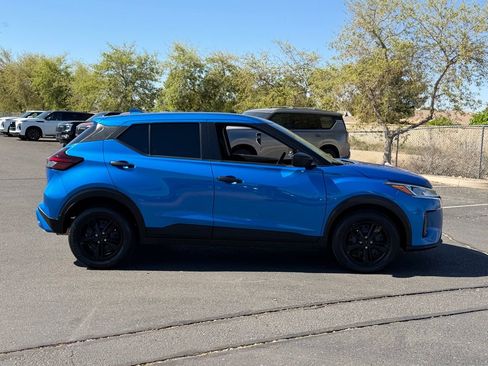 Certified 2025 Nissan Kicks Play S image 7