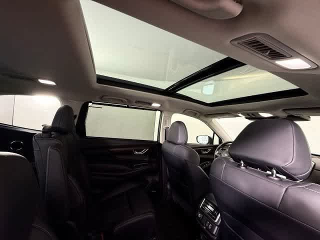 Used 2025 Subaru Ascent Touring w/ Popular Package #2 AWD/4WD image 35