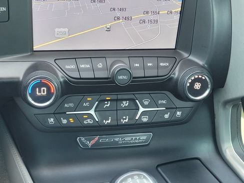 Used 2015 Chevrolet Corvette Stingray Convertible w/ 2LT Preferred Equipment Group RWD image 17