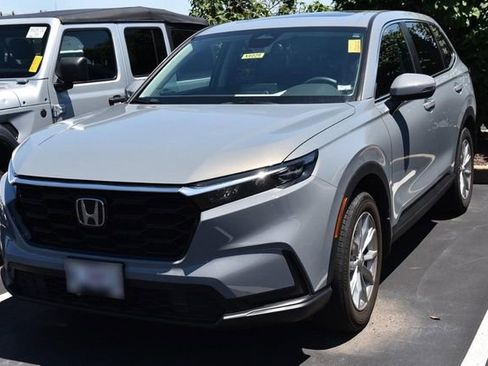 Used 2025 Honda CR-V EX image 4