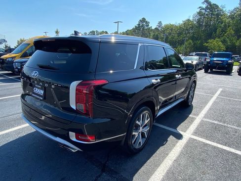 Used 2022 Hyundai Palisade Limited FWD image 7