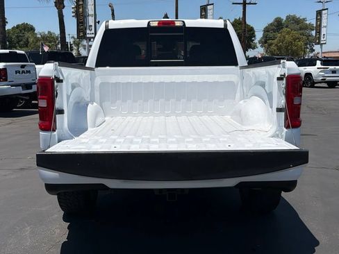 Used 2025 RAM 1500 Big Horn RWD image 17