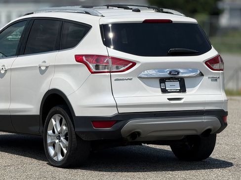 Used 2016 Ford Escape Titanium AWD/4WD image 16