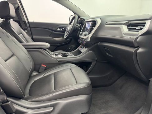Used 2023 GMC Acadia SLT FWD image 34