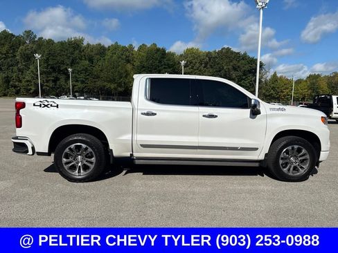 Used 2023 Chevrolet Silverado 1500 High Country w/ Z71 Off-Road Package AWD/4WD image 10