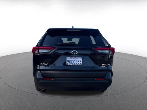Used 2025 Toyota RAV4 XLE image 12