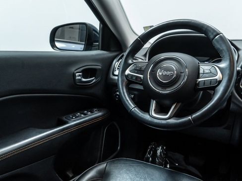 Used 2018 Jeep Compass Limited w/ Trailer Tow Group image 28