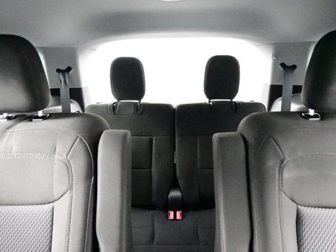Used 2022 Ford Explorer XLT RWD image 28