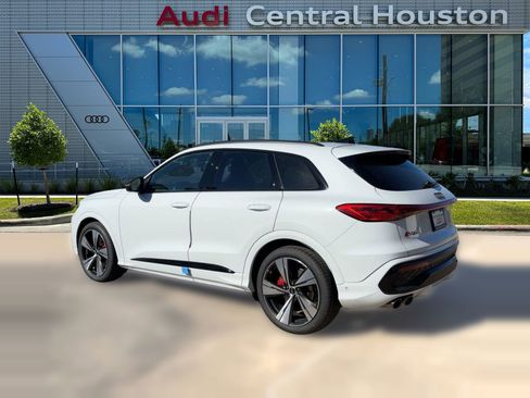 New 2025 Audi SQ5 Premium Plus image 3