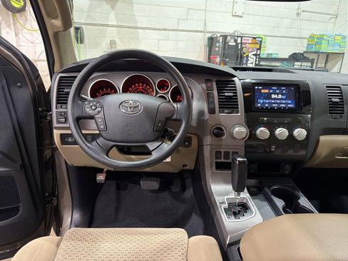 Used 2012 Toyota Tundra 4x4 CrewMax w/ TRD Off-Road Pkg image 10