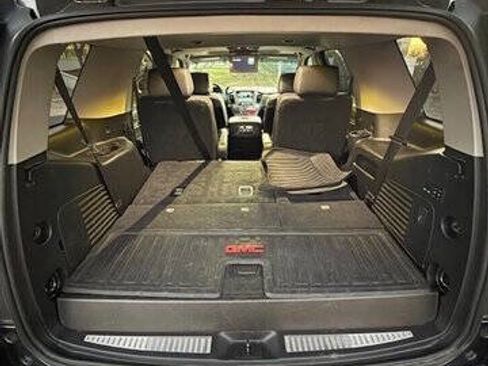 Used 2018 GMC Yukon Denali w/ Open Road Package image 12