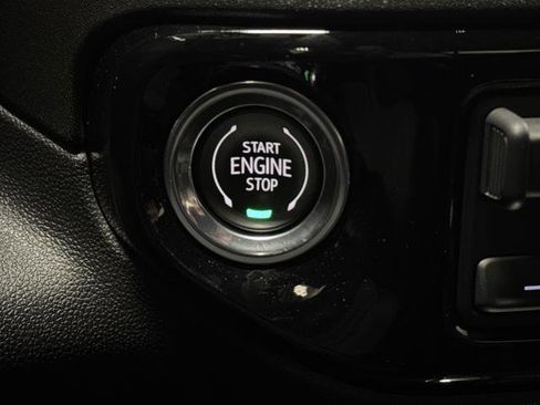 Used 2025 GMC Sierra 1500 Elevation w/ Elevation Premium Package image 23