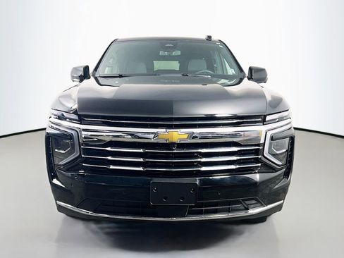 Used 2025 Chevrolet Tahoe LT image 2
