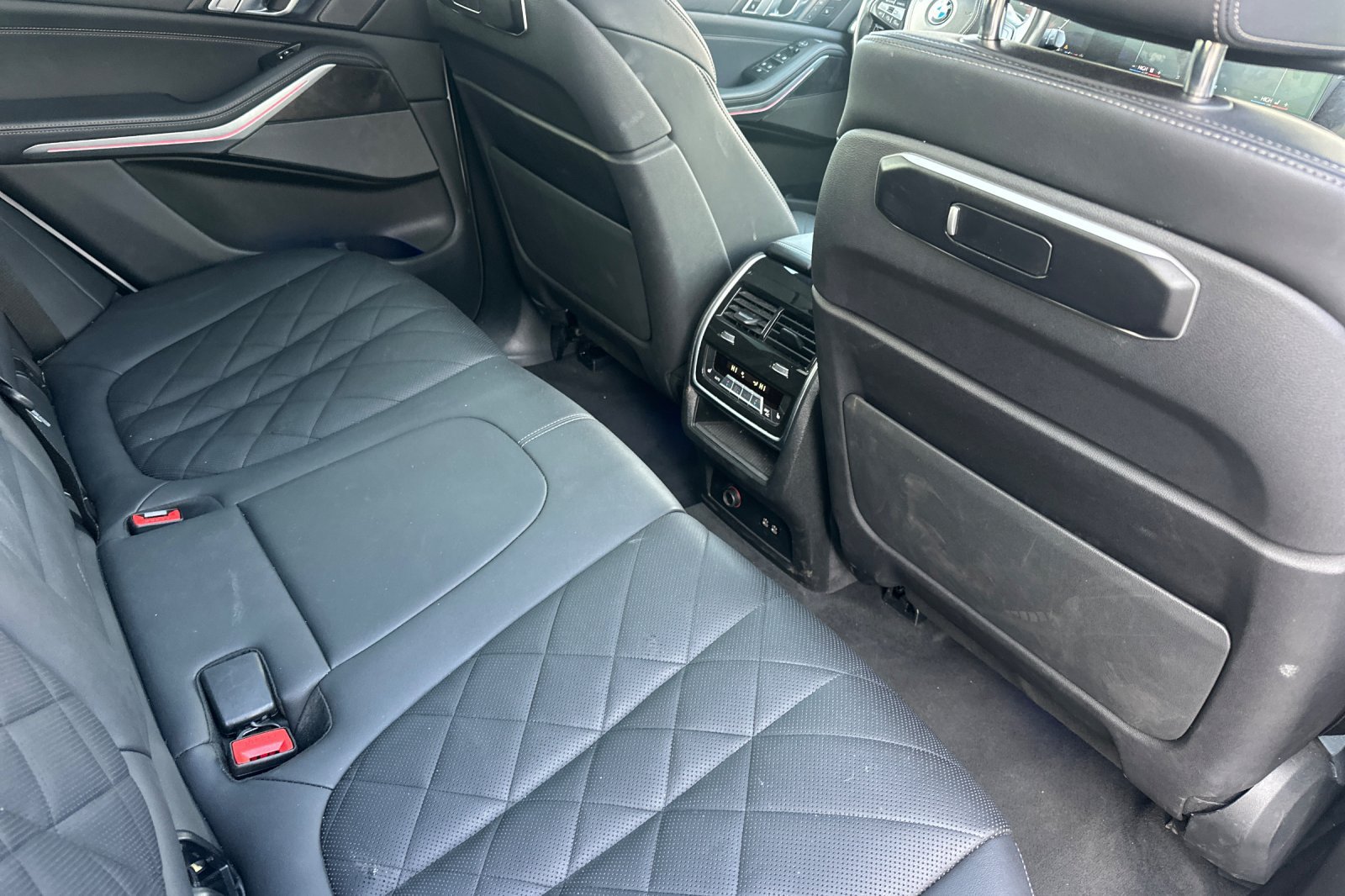 Used 2024 BMW X5 sDrive40i RWD image 18