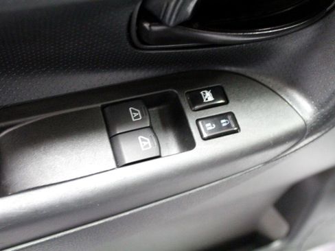 Used 2019 Nissan NV200 S w/ Back Door Glass Package image 17