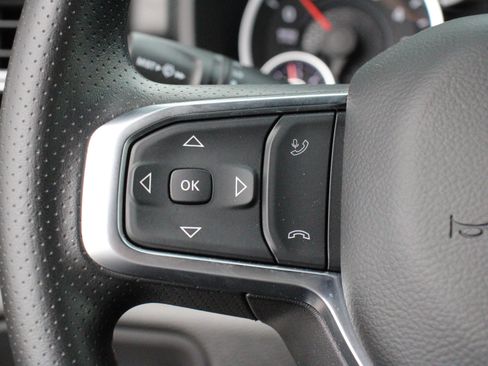 New 2026 RAM 1500 Express AWD/4WD image 9