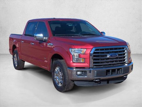 Used 2015 Ford F150 XLT w/ Equipment Group 302A Luxury image 3