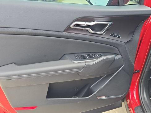 New 2026 Kia Sportage SX FWD image 18