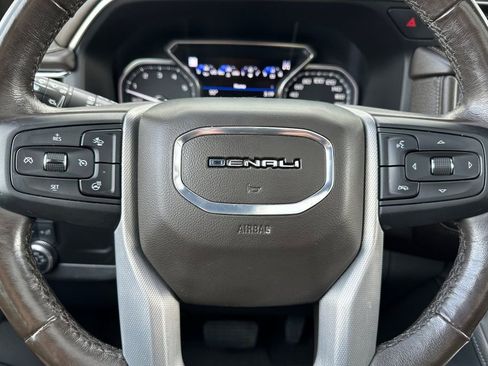 Used 2021 GMC Yukon Denali w/ Denali Premium Package image 25