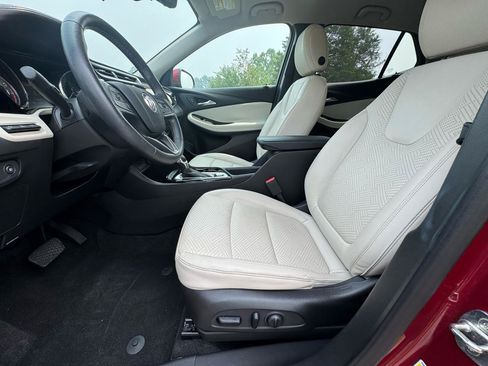 Used 2021 Buick Encore GX Essence w/ Advanced Technology Package AWD/4WD image 25