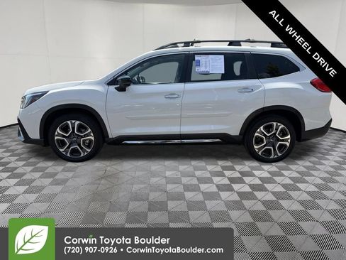 Used 2024 Subaru Ascent Touring AWD/4WD image 4