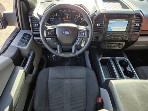 Used 2017 Ford F150 XL w/ Equipment Group 101A Mid image 9