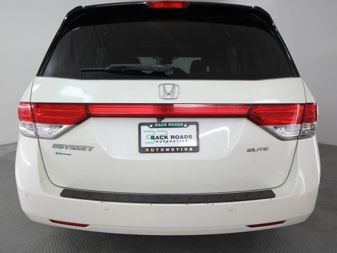 Used 2016 Honda Odyssey Touring image 8