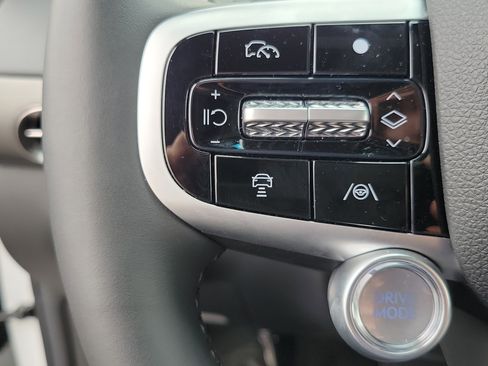 New 2026 Genesis GV60 AWD image 9