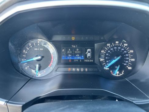 Used 2018 Ford Edge SEL image 17