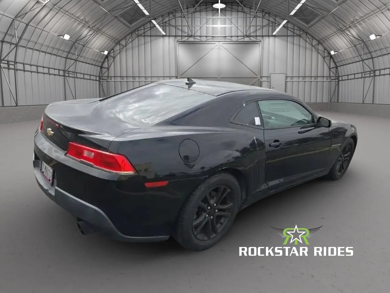 Used 2015 Chevrolet Camaro LT RWD image 2