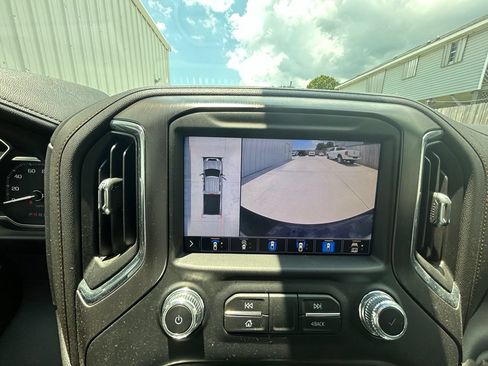 Used 2020 GMC Sierra 2500 AT4 w/ AT4 Premium Package AWD/4WD image 30