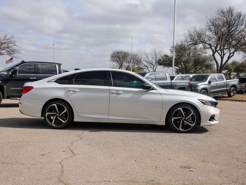 Used 2021 Honda Accord Sport Special Edition image 8
