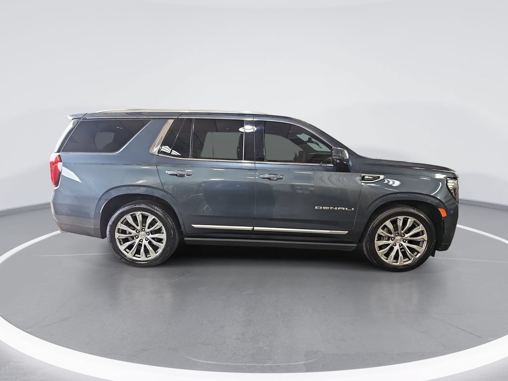 Certified 2021 GMC Yukon Denali w/ Denali Ultimate Package AWD/4WD image 2