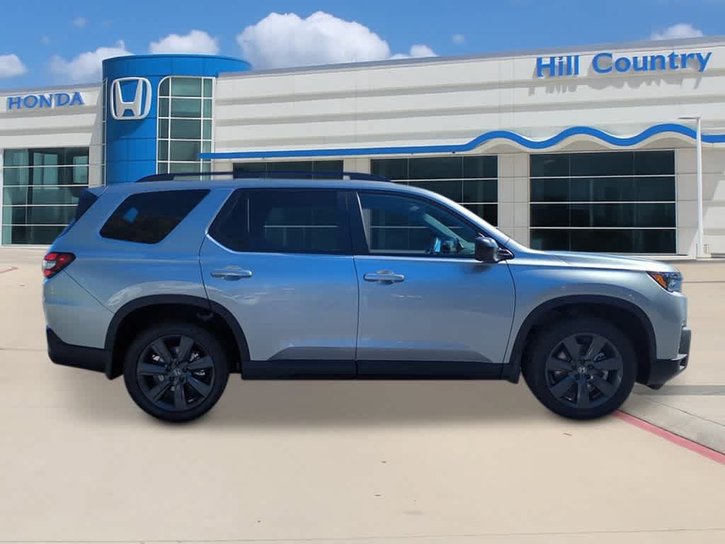 New 2026 Honda Pilot Sport image 6
