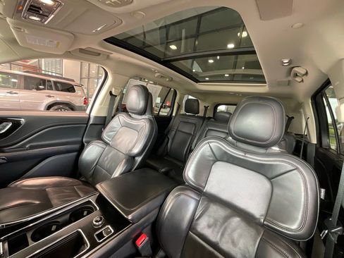 Used 2020 Lincoln Aviator Reserve w/ Equipment Group 202A AWD/4WD image 10