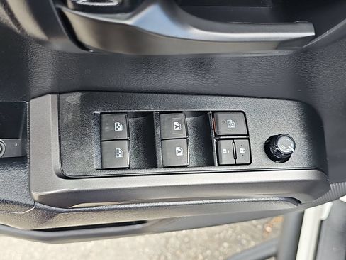 Used 2022 Toyota Tacoma TRD Sport w/ Technology Package AWD/4WD image 25