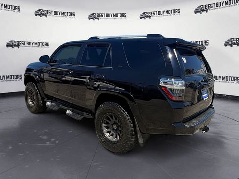 Used 2020 Toyota 4Runner SR5 w/ Convenience Package AWD/4WD image 6